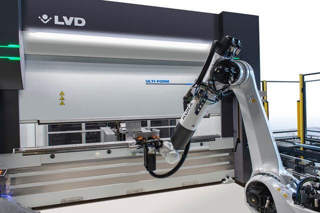 LVD Acquires Solutions Business of Kuka Benelux, Establishes LVF Robotic Solutions BV